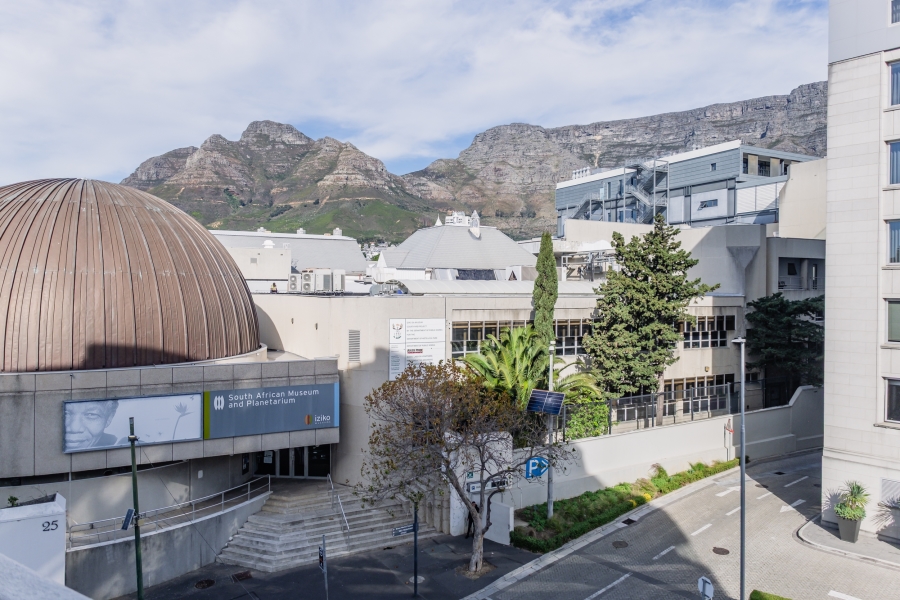 2 Bedroom Property for Sale in Cape Town City Centre Western Cape